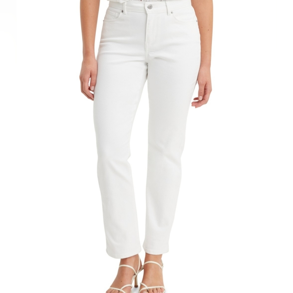 St. John's Bay Women's Straight Leg Jeans - White Size 10